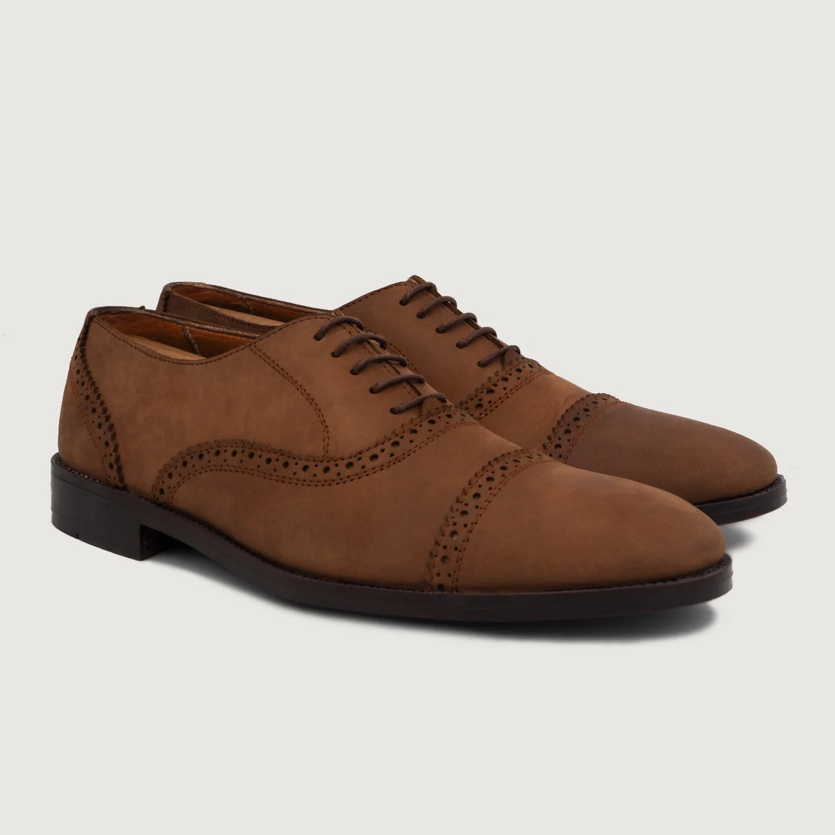 Greyson Brogues Oxford Oil Pull-up Коричневий Шкіряне взуття для Чоловіків in Brown Full-Grain Leather - Вигляд збоку | Купити в офіційному онлайн-магазині