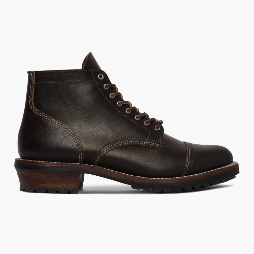 Classic Full-Grain leather Boots - Рантова конструкція Goodyear Welt та носок взуття