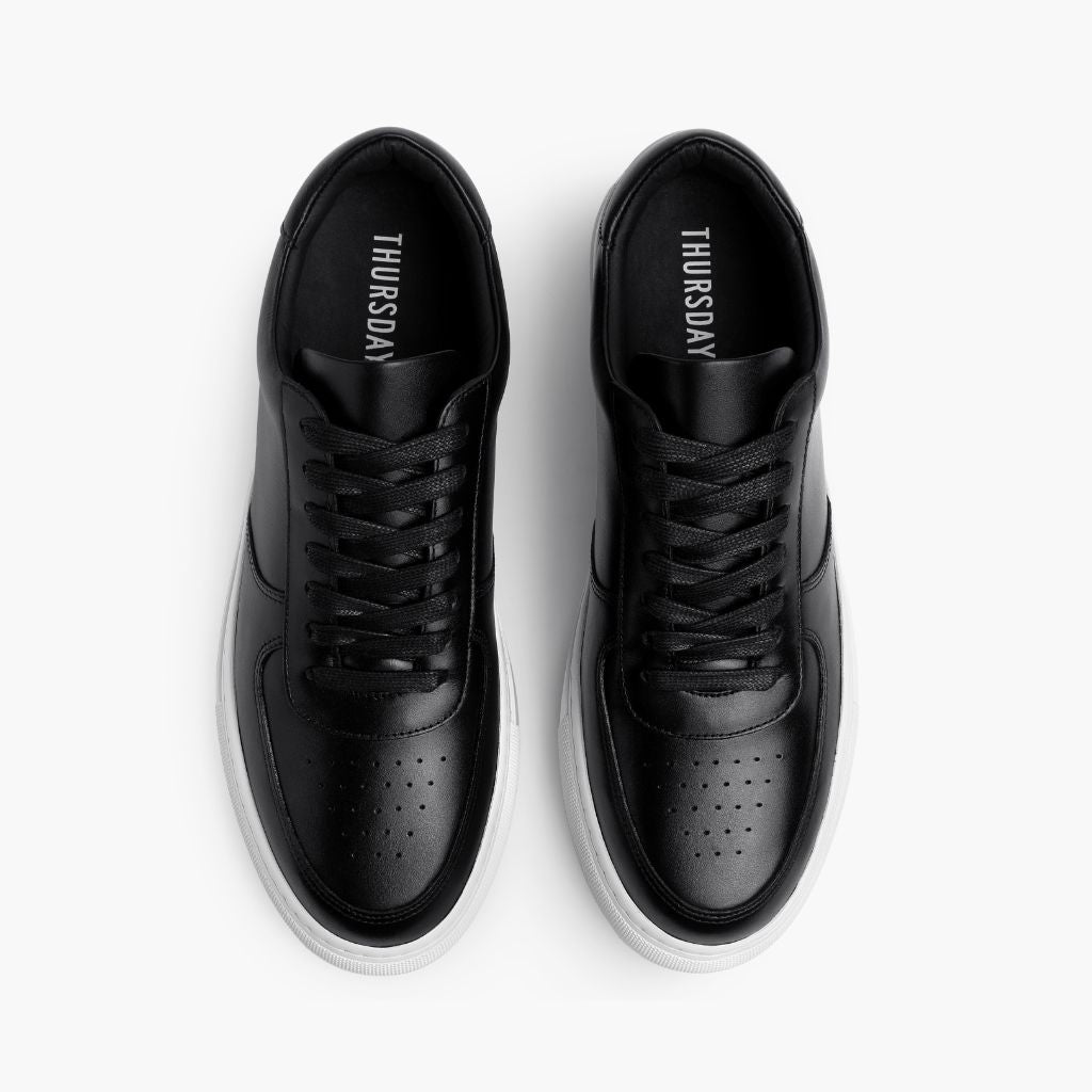 Court Black Leather Sneakers - Посилений задник та точна подвійна строчка