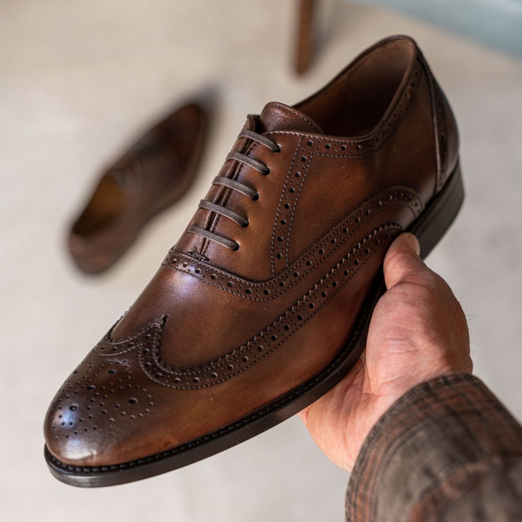 Tailored Rib Cuffs & Hem Craftsmanship Construction Detail on Aviator Cinnamon Шкіряне взуття для Чоловіків