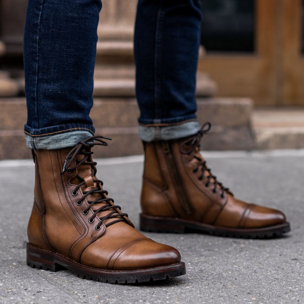 Tailored Rib Cuffs & Hem Craftsmanship Construction Detail on Casa Moto Amber Wheat Шкіряні черевики для Чоловіків
