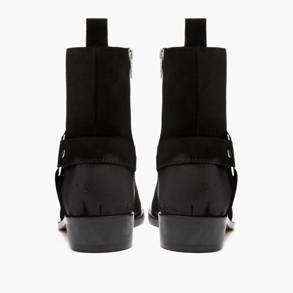 High-Traction Rubber Outsole & Lug Tread Pattern on Harness Чорний Suede Шкіряні черевики для Чоловіків