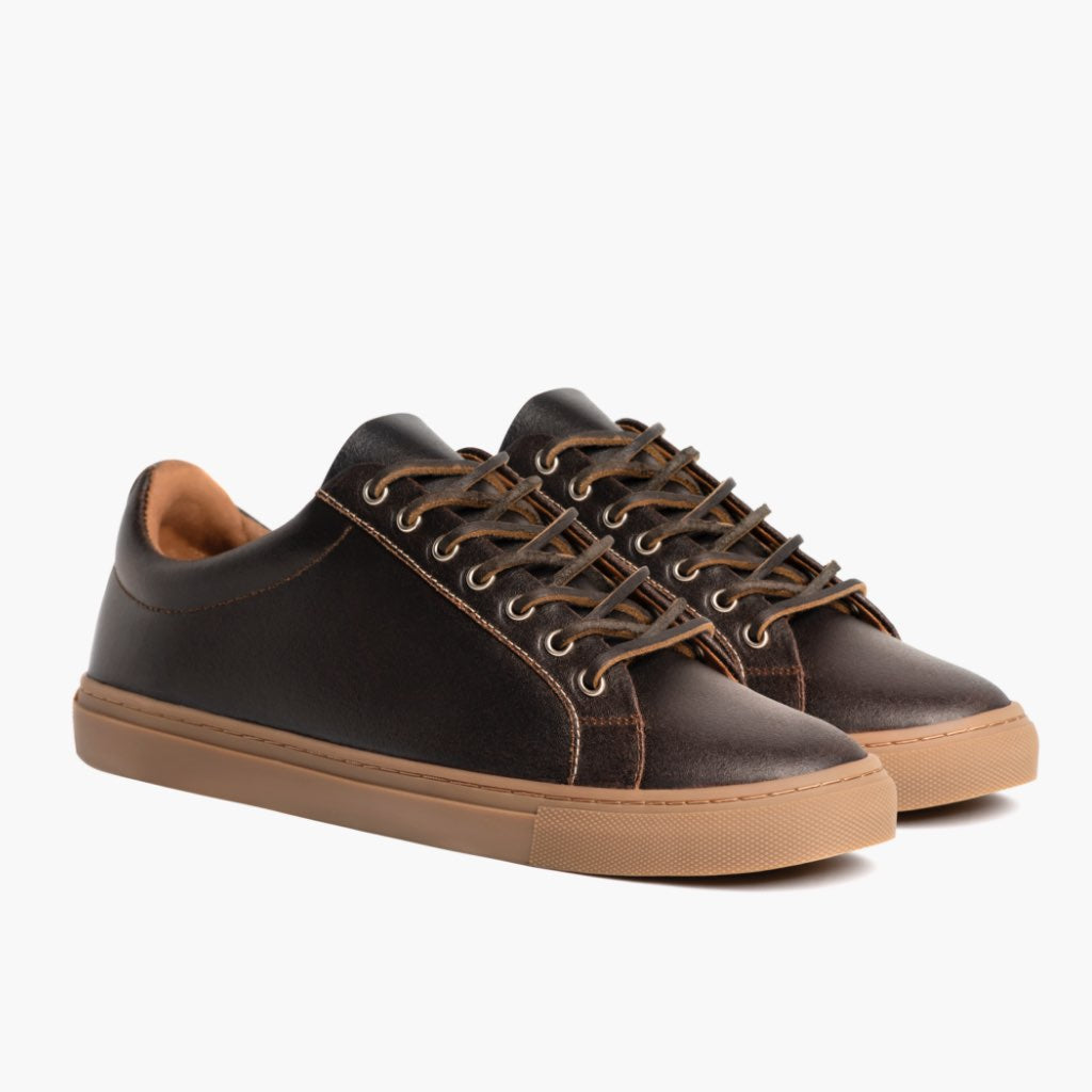 Premier Low Top Cacao Шкіряні кеди для Чоловіків For Men in Classic Full-Grain Leather - Вигляд збоку | Купити в офіційному онлайн-магазині