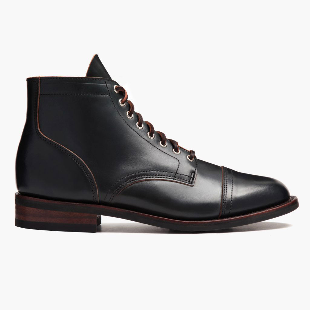 Classic Full-Grain leather Boots - Рантова конструкція Goodyear Welt та носок взуття