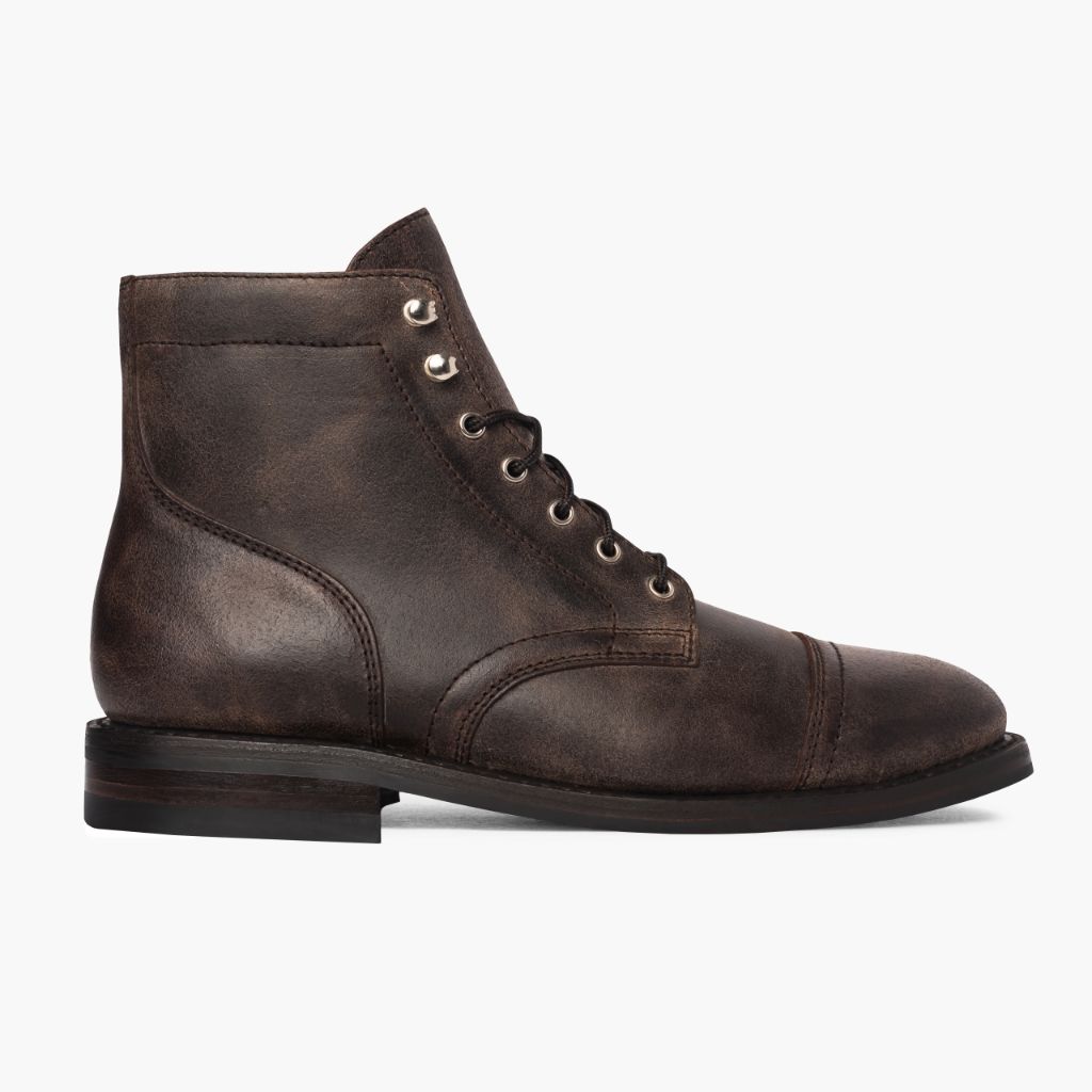 Classic Full-Grain leather Boots - Рантова конструкція Goodyear Welt та носок взуття