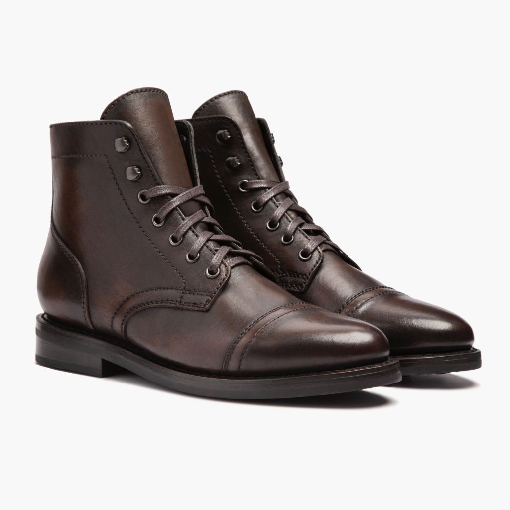 Black Full-Grain leather Boots - Рантова конструкція Goodyear Welt та носок взуття