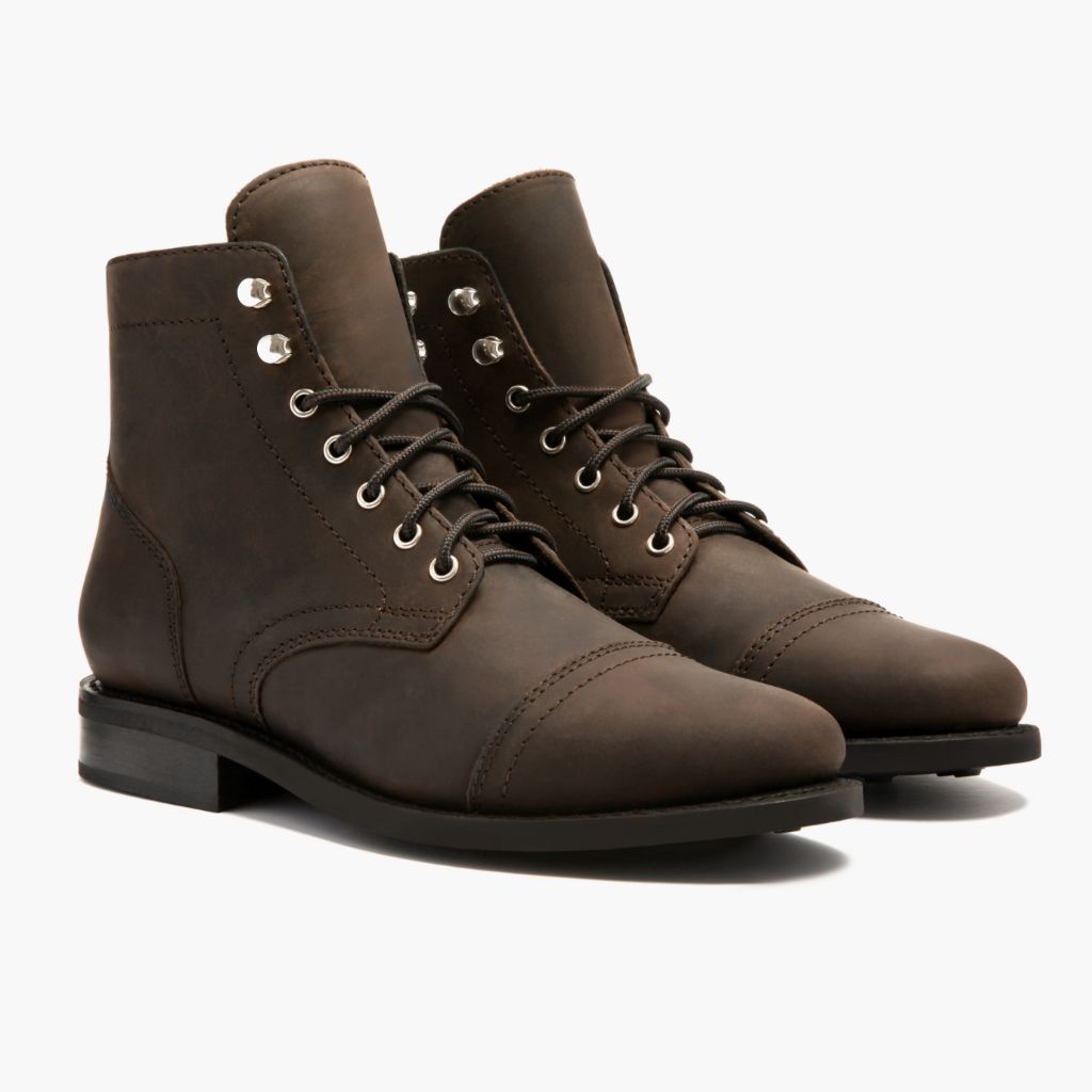 Classic Full-Grain leather Boots - Рантова конструкція Goodyear Welt та носок взуття
