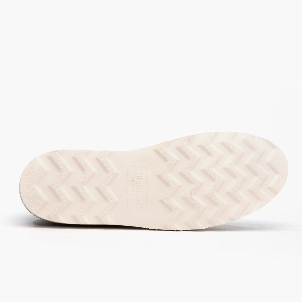 High-Traction Rubber Outsole & Lug Tread Pattern on Diplomat Чорний Шкіряні черевики для Жінок