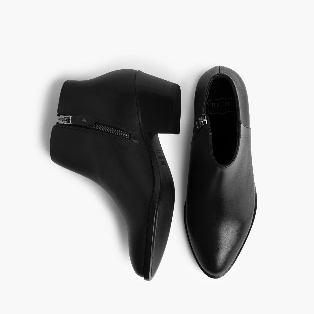 High-Traction Rubber Outsole & Lug Tread Pattern on Downtown Чорний Шкіряні черевики для Жінок