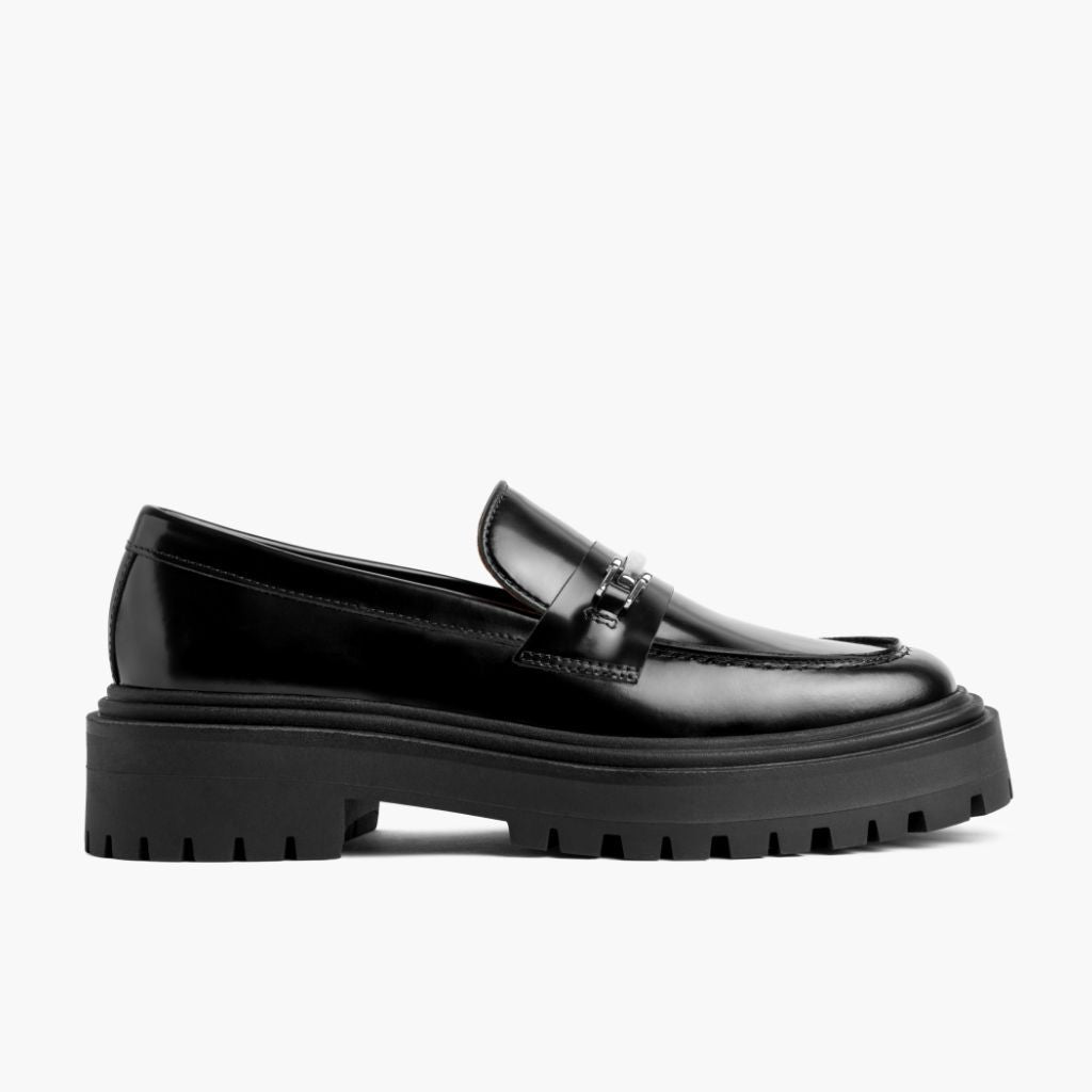 Black Full-Grain leather Loafers - Рантова конструкція Goodyear Welt та носок взуття