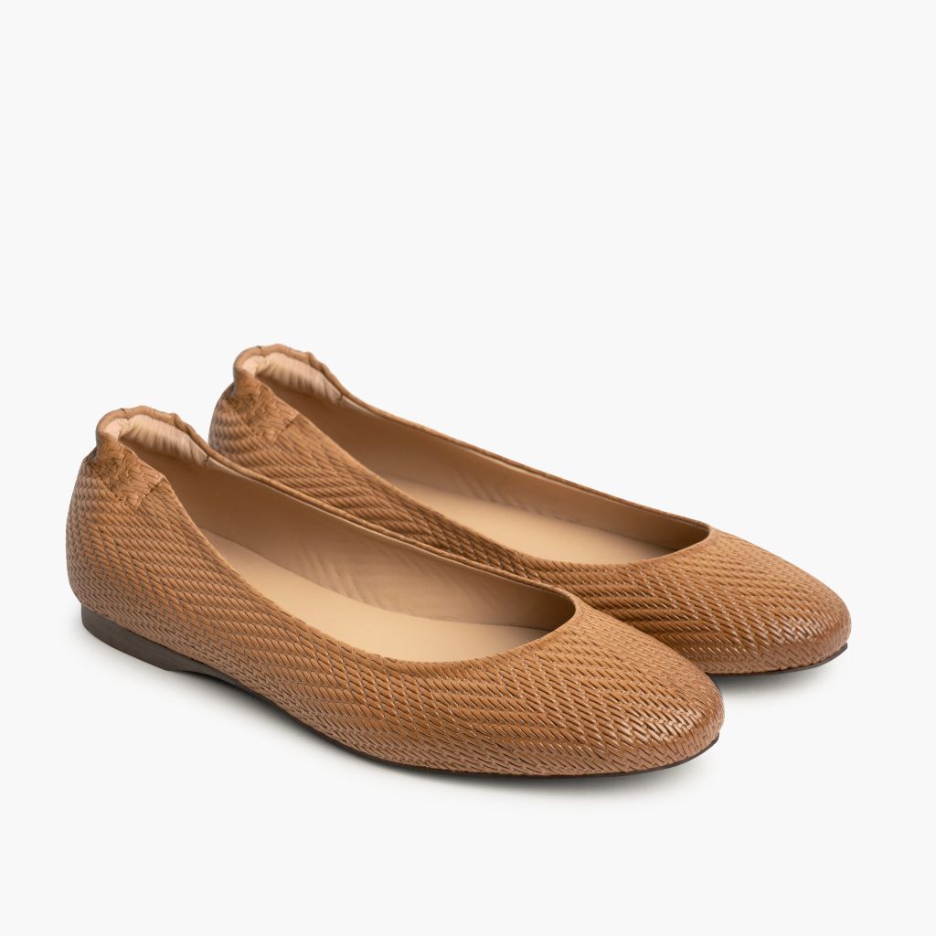 Scrunch Рудий Embossed Шкіряні черевики для Жінок in Tan Full-Grain Leather - Вигляд збоку | Купити в офіційному онлайн-магазині