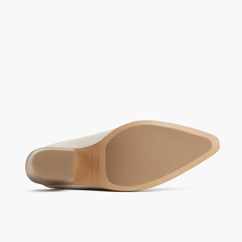 High-Traction Rubber Outsole & Lug Tread Pattern on Summer Ivory Шкіряні черевики для Жінок