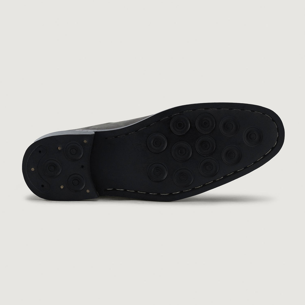 Clarkson Chelsea Grey Nubuck Шкіряні черевики - StudGuard для Чоловіків - Посилений задник та точна подвійна строчка