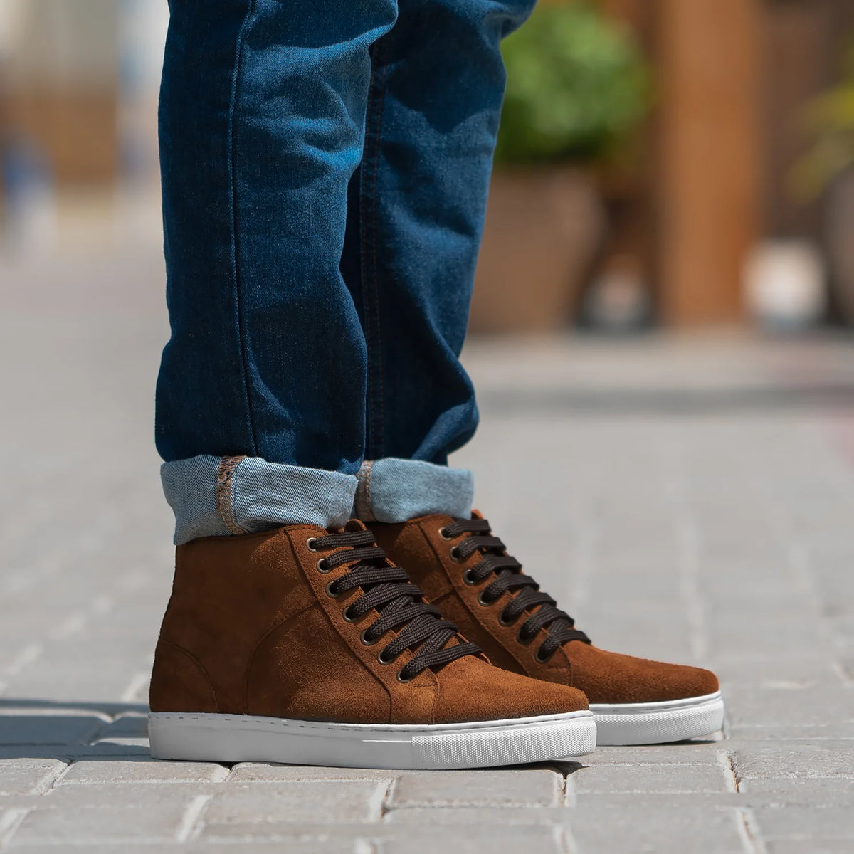 Marty High Top Коричневий Suede Шкіряні кеди для Чоловіків in Brown Goatskin Suede - Вигляд збоку | Купити в офіційному онлайн-магазині