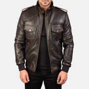 
Agent Shadow Коричневий Шкіряний бомбер для Чоловіків in Brown Sheepskin Leather - Вигляд спереду та приталений силует | Купити в офіційному онлайн-магазині