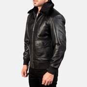 
Black Sheepskin Leather Bomber Jacket - Вигляд ззаду з ідеальною посадкою по плечах та рівним подолом