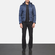
Крупний план деталей of High neck with Belt & Zipper Hardware on Alps Quilted Blue Windbreaker Jacket