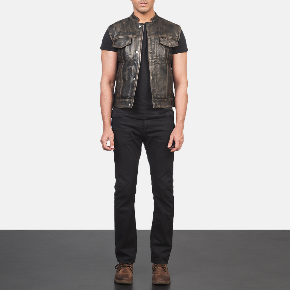 
Atlas Moto Distressed Коричневий Шкіряний жилет для Чоловіків - Вигляд збоку з ергономічним кроєм рукава