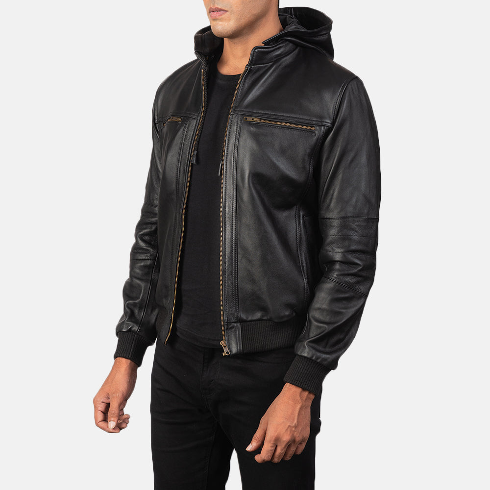 
Black Cowhide Leather Bomber Jacket - Вигляд ззаду з ідеальною посадкою по плечах та рівним подолом