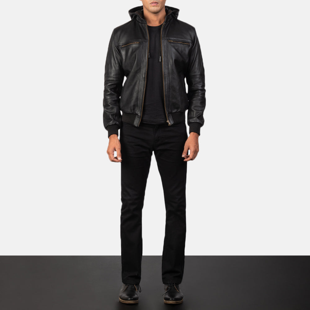 
Крупний план деталей of Band & Zipper Hardware on Bouncer Biz Black Leather Hooded Bomber Jacket