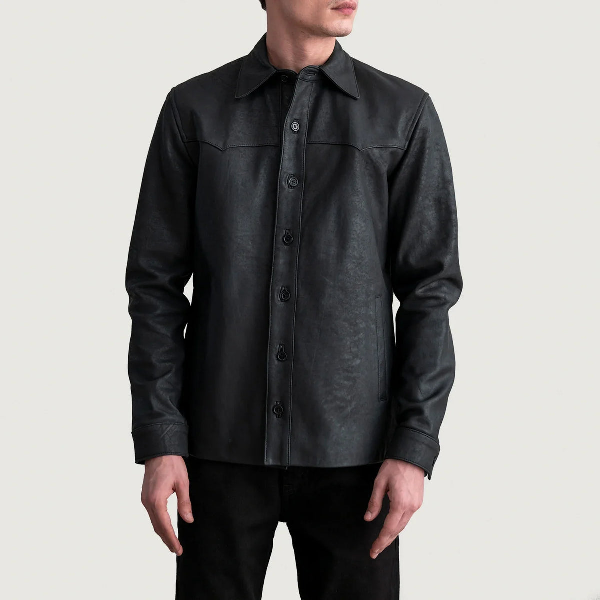 
Bronco Tumbled Чорний Leather Shirt для Чоловіків - Вигляд збоку з ергономічним кроєм рукава