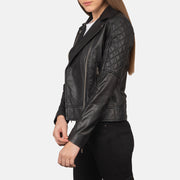 
Black Goatskin Leather Biker Jacket - Вигляд ззаду з ідеальною посадкою по плечах та рівним подолом