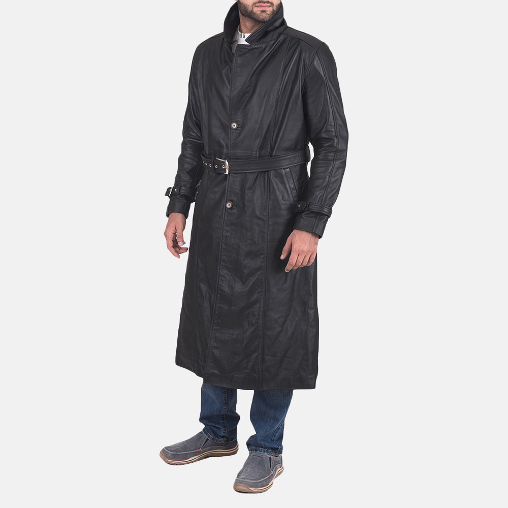 
Black Cowhide Leather Trench Coat - Вигляд ззаду з ідеальною посадкою по плечах та рівним подолом