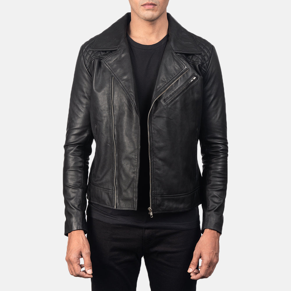 
Danny Quilted Brown Leather Biker Jacket in Distressed Brown Goatskin Leather - Вигляд спереду та приталений силует | Купити в офіційному онлайн-магазині