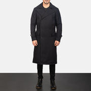 
Крупний план деталей of Notch & Button Hardware on Detective Чорний Wool Шкіряне пальто для Чоловіків