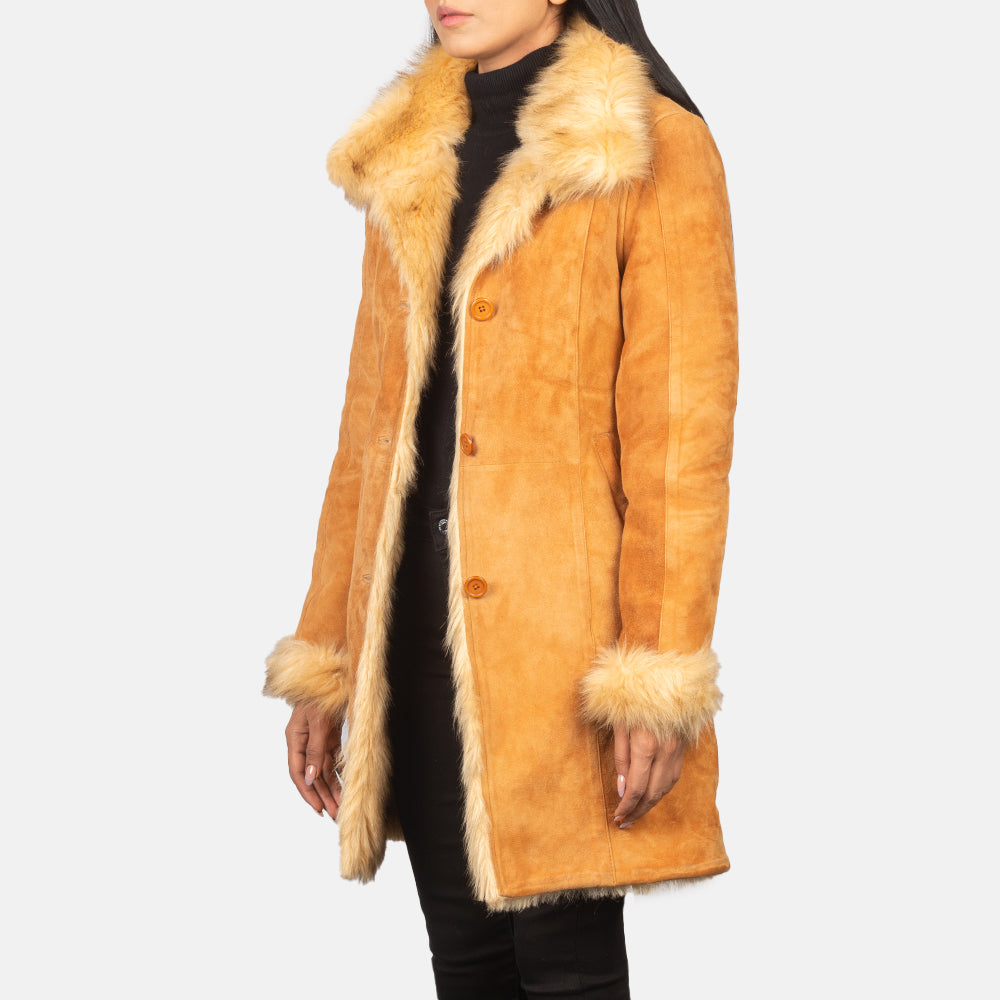
Distressed Beige Goatskin Suede Leather Coat - Вигляд ззаду з ідеальною посадкою по плечах та рівним подолом