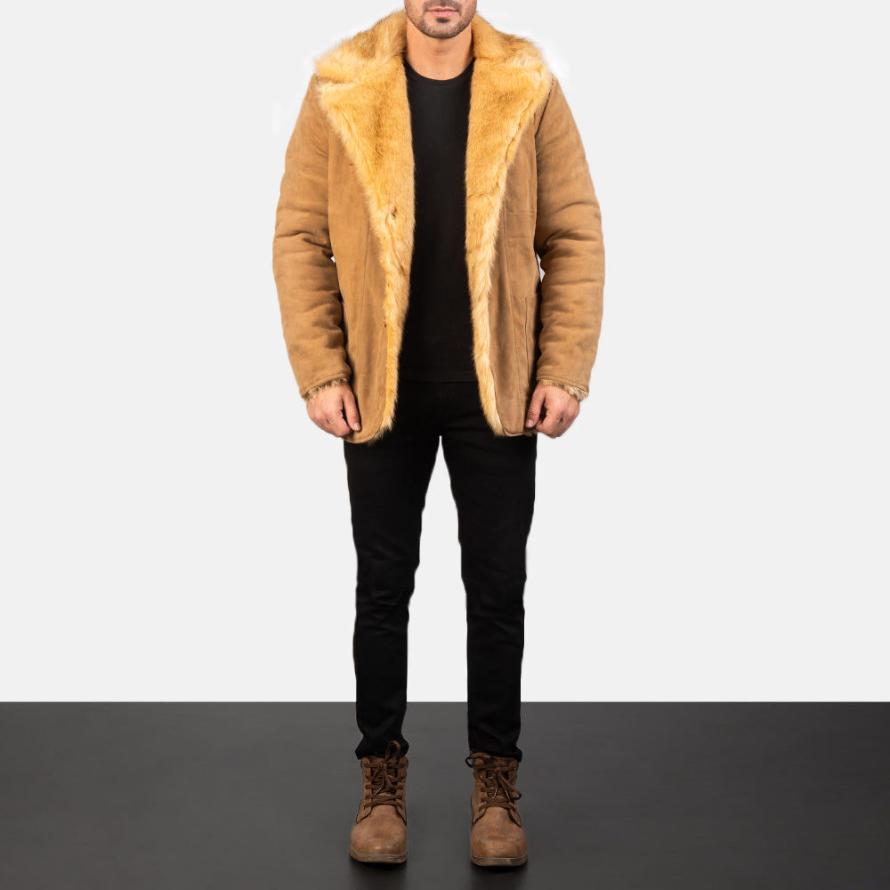 
Furlong Beige Leather Coat - Вигляд збоку з ергономічним кроєм рукава
