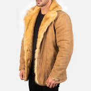 
Крупний план деталей of Notch & Button Hardware on Furlong Beige Leather Coat