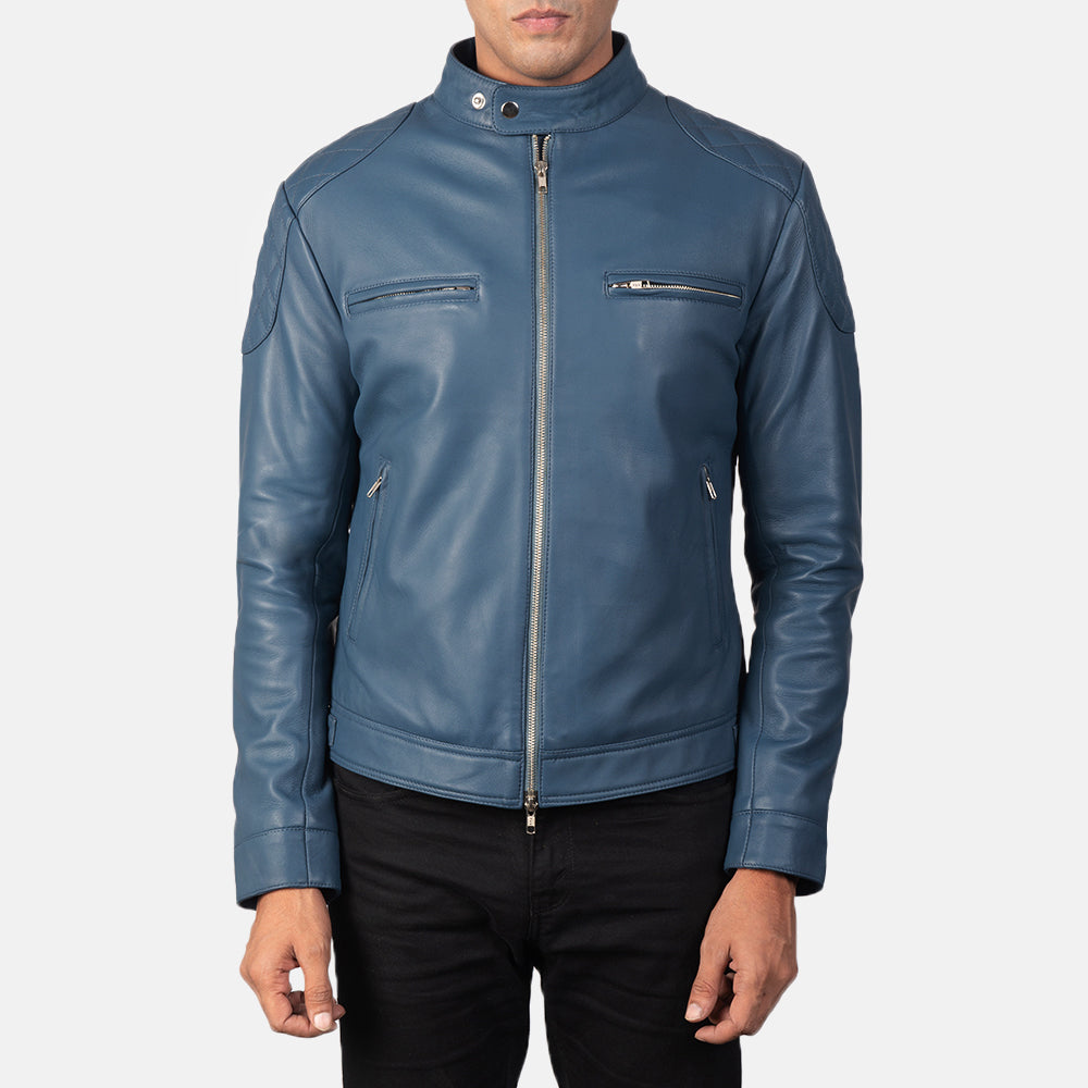 
Крупний план деталей of Band with snap buttons & Zipper Hardware on Gatsby Quilted Blue Leather Biker Jacket