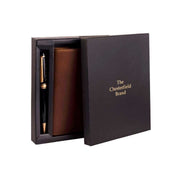 
Крупний план деталей of Classic Collar & Heavy-Duty Zipper Hardware on Giftset Leather Writing Case and Pen (Passport holder)