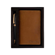 
Giftset Leather Writing Case and Pen (Passport holder) in Classic Full-Grain Leather - Вигляд спереду та приталений силует | Купити в офіційному онлайн-магазині