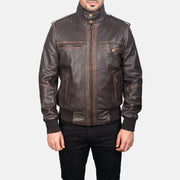
Крупний план деталей of High neck & Zipper Hardware on Street Brown Leather Bomber Jacket