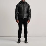 
Gordon Tan Hooded Leather Puffer Jacket - Вигляд збоку з ергономічним кроєм рукава