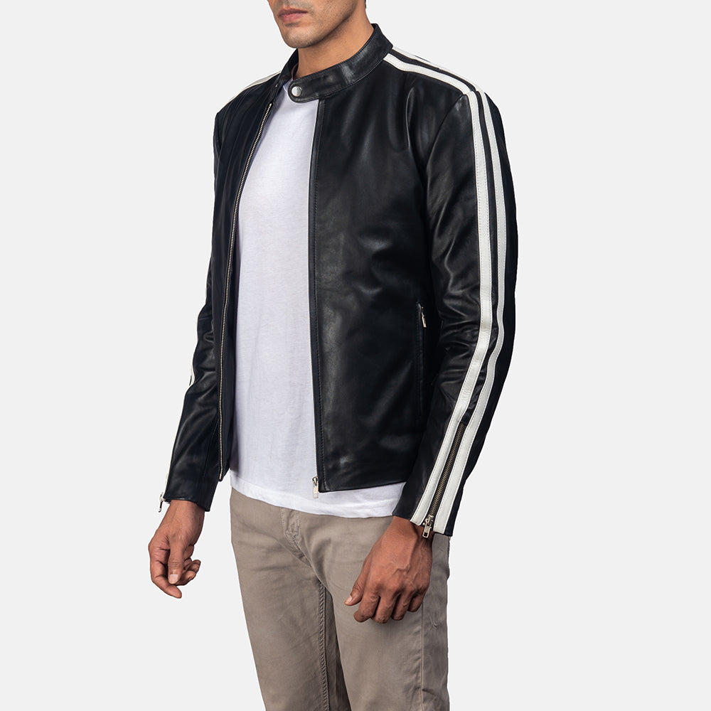 
Black & White Cowhide Leather Biker Jacket - Вигляд ззаду з ідеальною посадкою по плечах та рівним подолом