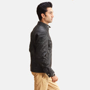 
Black Sheepskin Leather Biker Jacket - Вигляд ззаду з ідеальною посадкою по плечах та рівним подолом
