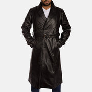 
Black Cowhide Leather Trench Coat - Вигляд ззаду з ідеальною посадкою по плечах та рівним подолом
