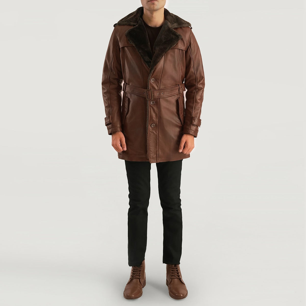 
Крупний план деталей of Notch & Button Hardware on Hunter Distressed Коричневий Fur Шкіряне пальто для Чоловіків