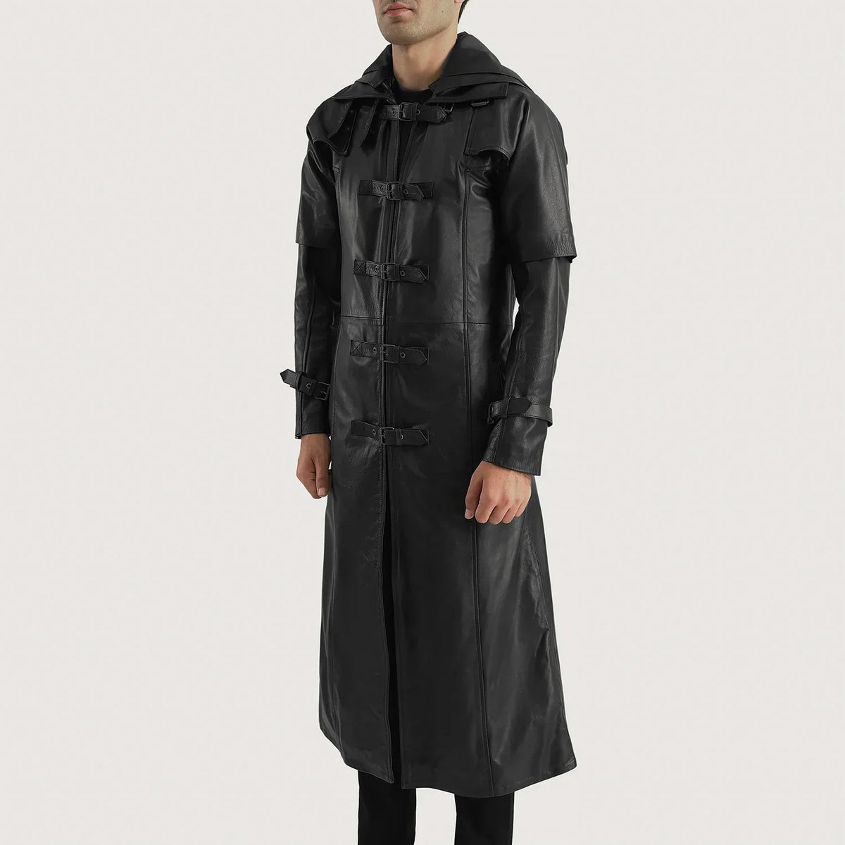 
Black. Cowhide Leather Trench Coat - Вигляд ззаду з ідеальною посадкою по плечах та рівним подолом