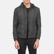 
Jimmy Чорний Hooded Windbreaker Шкіряна куртка для Чоловіків in Black Polyester - Вигляд спереду та приталений силует | Купити в офіційному онлайн-магазині