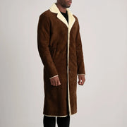 
Brown Goatskin Suede Aviator Jacket - Вигляд ззаду з ідеальною посадкою по плечах та рівним подолом