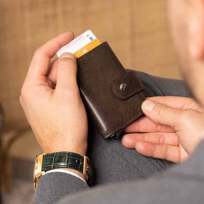 Varrano Full-Grain Leather Card Holder жіноча