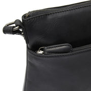 
Вигляд підкладки Showing Dedicated Padded Laptop Sleeve & Multi-Compartment Organization