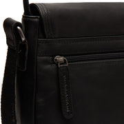 
Вигляд підкладки Showing Dedicated Padded Laptop Sleeve & Multi-Compartment Organization