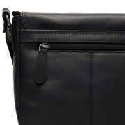 
Вигляд підкладки Showing Dedicated Padded Laptop Sleeve & Multi-Compartment Organization