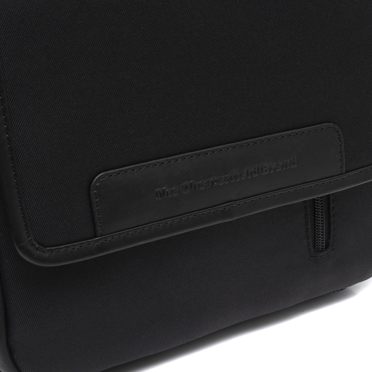 
Вигляд підкладки Showing Dedicated Padded Laptop Sleeve & Multi-Compartment Organization