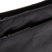 
Classic 100% Full-Grain leather Bag - Вигляд ззаду з посиленими шкіряними ременями та прострочкою